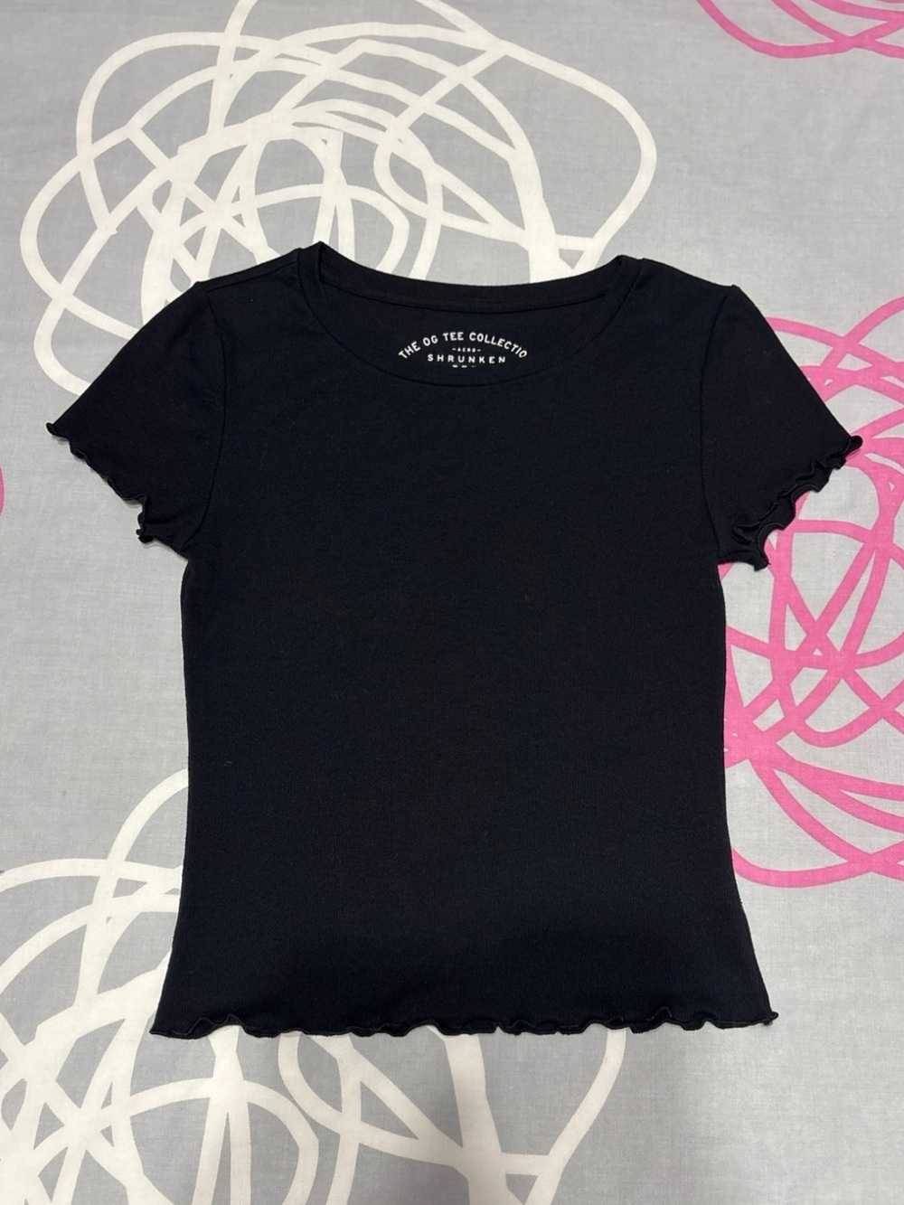 Aeropostale Black Lettuce Trim Short Sleeve Top